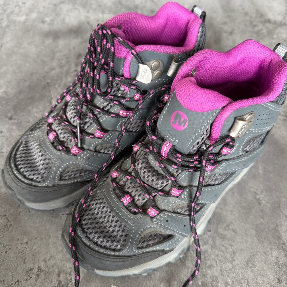 Merrell Kids' Gray and Pink Boots